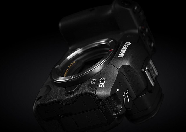 【キヤノン】8K/30p RAW記録が可能なEOS R5と4K/60p 10bit記録のEOS R6を正式発表！